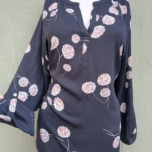 Black Floral Blouse, Womens XL, Tab Sleeves, V Neck, Daniel Rainn Cottagecore